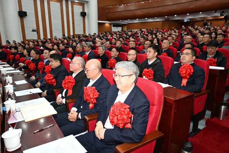  多省份召开新春第一会，释放了哪些信号？ 新闻 多省份召开新春第一会，释放了哪些信号？ 新闻 多省份召开新春第一会，释放了哪些信号？ 新闻