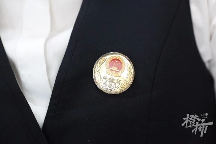  杭州80岁大伯求助：我想把部分存款留给女朋友，“我走了以后，怕她和我女儿因为存折里的钱发生纠纷”，是不是要做个遗嘱公证？ 新闻 杭州80岁大伯求助：我想把部分存款留给女朋友，“我走了以后，怕她和我女儿因为存折里的钱发生纠纷”，是不是要做个遗嘱公证？ 新闻