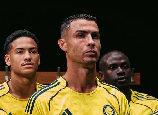  阿斯：虽然C罗的私人飞机抵达马德里，但球员本人仍留在沙特 新闻 阿斯：虽然C罗的私人飞机抵达马德里，但球员本人仍留在沙特 新闻