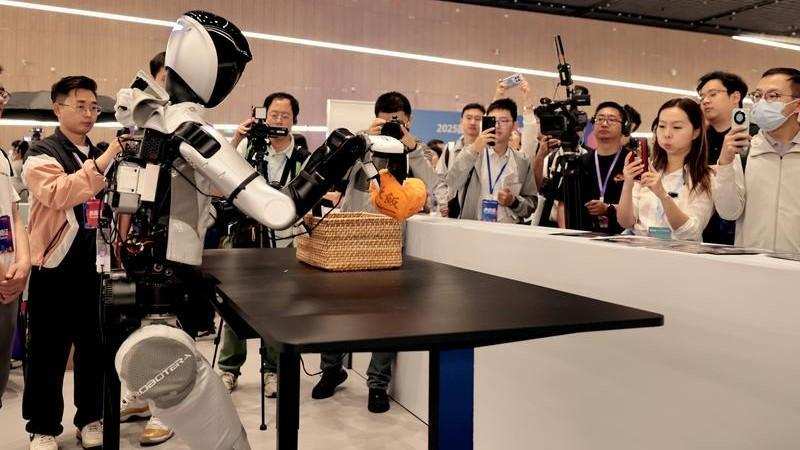  通信业的隐秘真相：庞大用户基数下的增长焦虑与迷局 IT技术