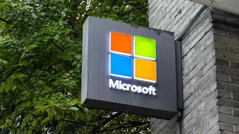  【认知迭代】数以千亿计的算力博弈：如何洞察AI爆发背后的战略逻辑 IT技术