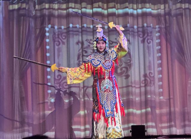  千万级海外观众沉浸式体验：京剧艺术跨越国界的传播路径解析 文化旅游