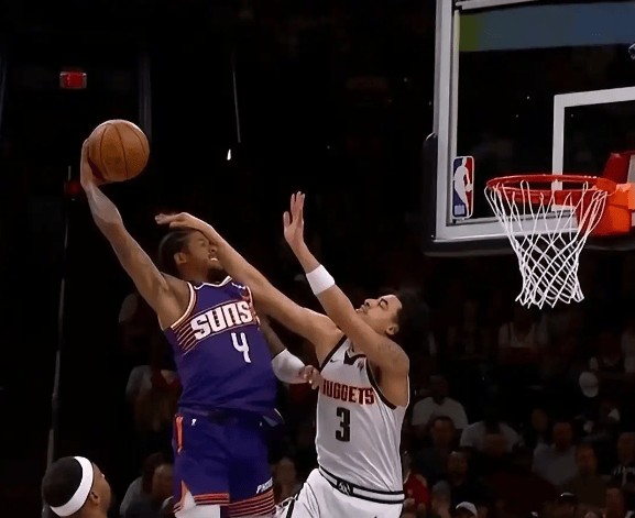  终场前的致命抛投：约基奇如何撕碎太阳的季后赛美梦？ 体育新闻