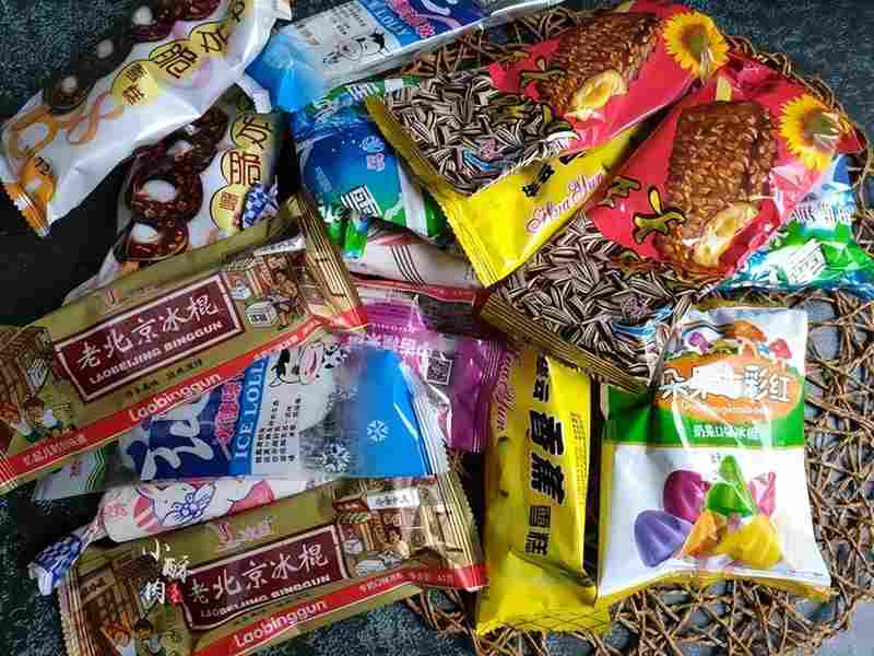 从心理学视角拆解：童年被限制吃冷饮的孩子，为何成年后更容易陷入「补偿陷阱」？