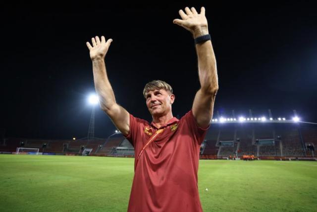  战术复盘：贝尔如何用45分钟“完美半场”换取世界杯入场券 体育新闻