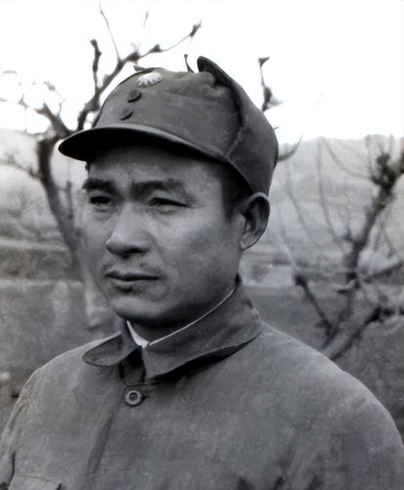  九次负伤背后的制度困局：开国少将陈奇的职务天花板深度复盘 新闻