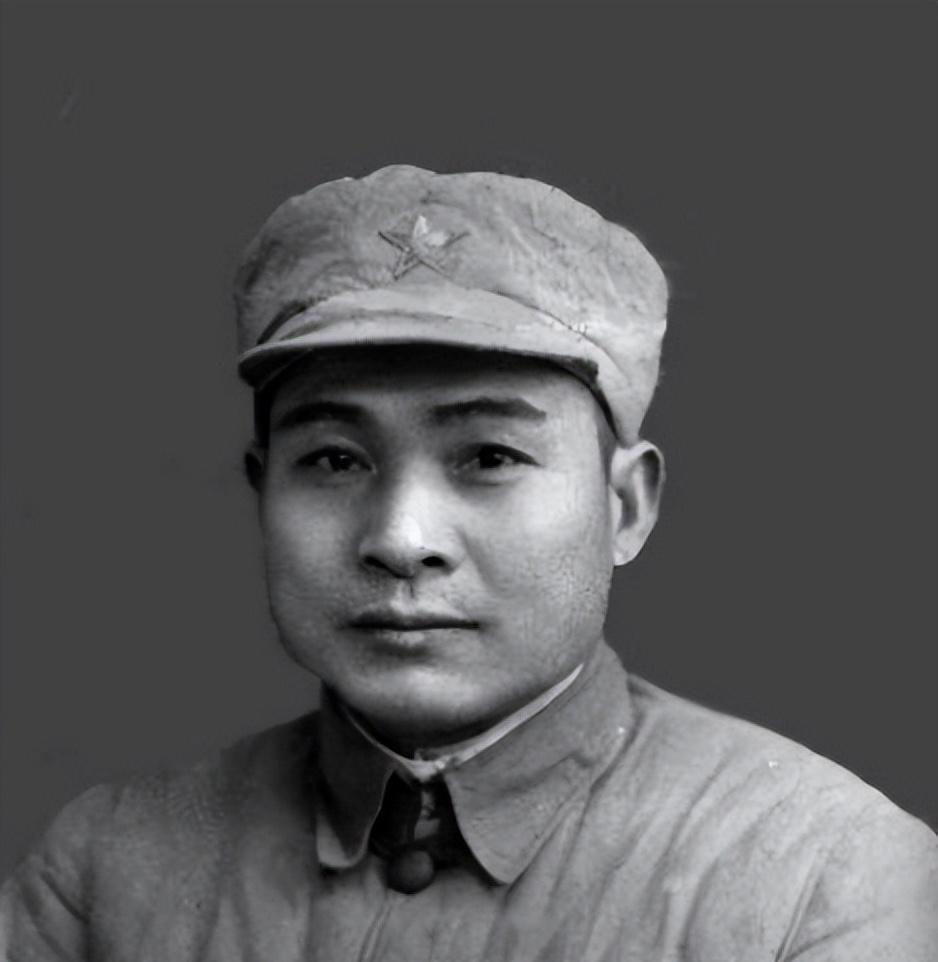  九次负伤背后的制度困局：开国少将陈奇的职务天花板深度复盘 新闻