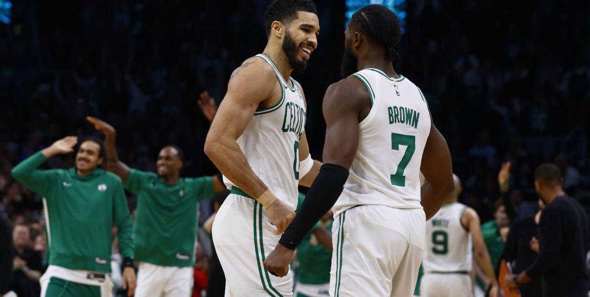  当两个人决定并肩战斗：NBA赛场上那些令人动容的双核故事 体育新闻